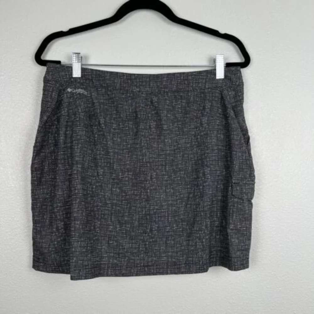 Columbia PFG Womens Skort Grey Amandale‎ Omni Freeze Skirt Shorts Sz 10